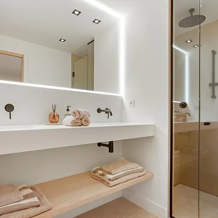 400m² Vue Proche Centre فيلة سانت ماكسيم