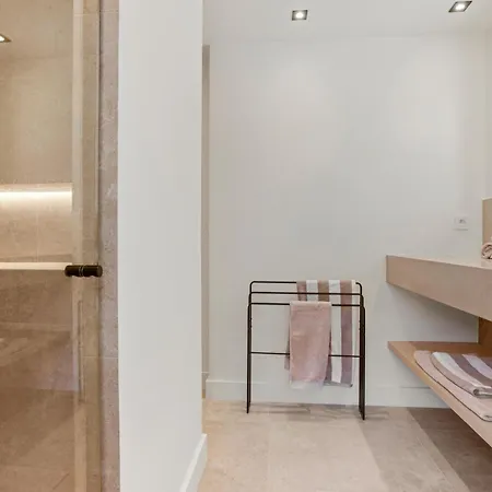 فيلة 400m² Vue Proche Centre
