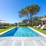 Villa 400m² Vue Proche Centre *
