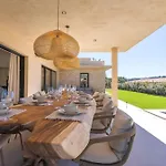 Villa 400m² Vue Proche Centre *